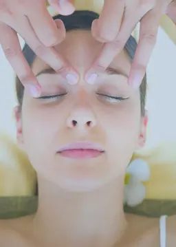 ✴☆固くなった表情筋緩める🔶フェイスマッサージ🔶セサミオイル使用➕ホットストーン(70分)