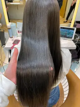 梅雨前に✨ミニモ限定価格💖カット＆柔らか縮毛矯正＆スチームトリートメント💓