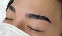 予約リスクエスト受付中⭐️メンズ眉毛スタイリング⭐️