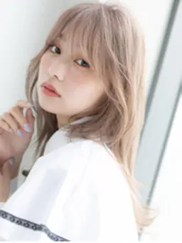 外国人風イルミナカラー＋カット