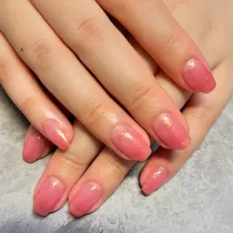 ①シンプルに美しくケア+フォルム重視のone color