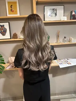 【4月土日限定】髪質改善ハイライト+超高濃度水素カラー🩵