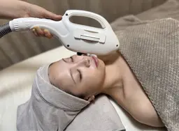 【顔】【全顔脱毛】新生活応援📣始めるなら今がチャンス✨毛穴ケア保湿パック付き