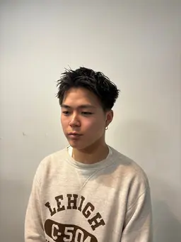 💇‍♂️【メンズカット】✨メンズ　刈り上げ　スパイキーショート　センターパート　韓国メンズ　ショート