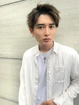 💈【男性限定】コスメパーマ+メンズカットマッシュ刈り上げmen'sショートセンターパートコンマヘア韓国ヘアミニモ学割