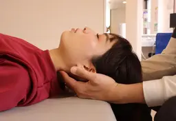 1日1名様限定💆🏻‍♀️ 【ストレートネック＋巻き肩矯正】60分