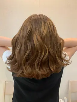 【フルブリーチも大歓迎🧡】ブリーチで色んなカラーを楽しみたい方におすすめ🥣ハイトーンお任せください🌼