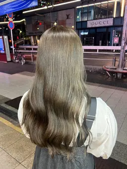 【 ブリーチなし 】ワンカラー‼️平日、朝9:00から‼️🌟