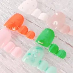 平日時間限定メニュー⭐️ご新規様限定デザイン☆フット¥6980(平日限定10時〜16時)(オフがある方はオフの有無を✨)