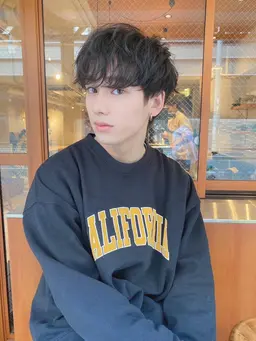 【髪と眉毛で好印象】似合わせカ ット+眉カット+スタイリング 5500→3500