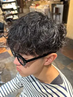 【営業後19時,19時半限定】メンズカット&パーマ ¥6600