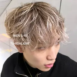 【大人気海外風🧑🏼】メンズハイライト(メッシュ)+カット+トリートメント