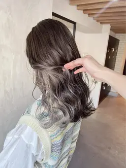 【🧡ブリーチ有🧡】♡ブリーチリタッチ＋インナーカラー＋全体カラー＋トリートメント🦄淡い色味にしたい方にお勧め✨