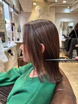 【19時以降限定】✨白髪ぼかしハイライト✨+カット