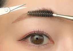 アイブロウワックス＋間引き（メンズもOK）