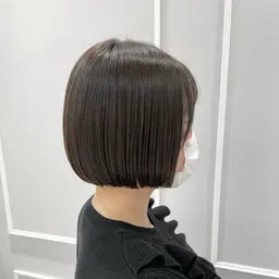 【期間限定‼️】💫カット(ボブカットのみ、シャンプー込)+うる艶トリートメント💫