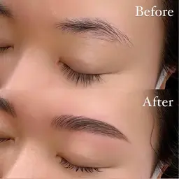 🌟限定価格🌟ハリウッドブロウリフト🩶※wax込み【眉毛カット、ピーリング等、レチノールNG】
