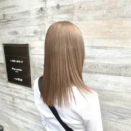 ハイトーンさん必見🌟ケアブリーチ2回＋淡色カラー🪽🫧