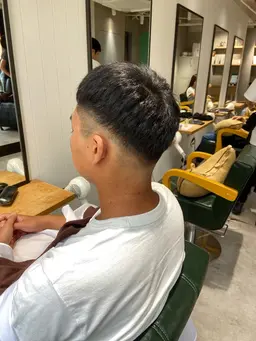 ☘️minimo平日新規クーポン☘️ メンズカット+炭酸スパ+眉カット