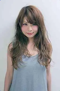 2回目ご来店☆クオルシアカラー☆＋ツヤツヤトリートメント（頭皮に優しいタイプのカラー剤）