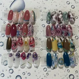 当店デザインネイルモデル限定コース(当店のデザインからお選び頂けます)(お爪の長さが5ミリある方、手に怪我等ない方)