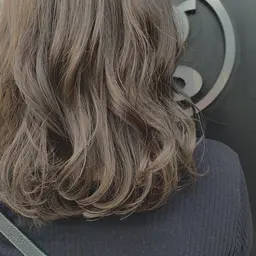 【🎀顔周り前髪カット付き🎀】全体カラー＋TR✨