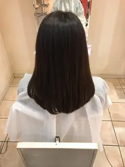 カット・ストレートパーマ・フローディアトリートメント