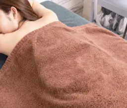 ♡うなじ&背中光脱毛♡自分では処理できない部分をキレイに☆