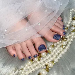 【オフなし】フットワンカラーorラメグラ🩵🩷