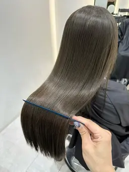 【迷ったらコレ!】赤み消し 透明感カラー+艶トリートメント!✨ カーキ/オリーブ/グレージュ/博多美容室/艶髪 髪質改善