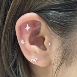 前髪カット✂️+耳ツボジュエリー