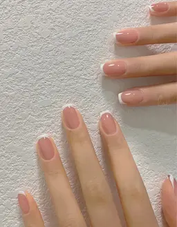 フレンチネイル ¥5480円