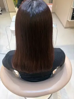 アルカリストレート、サラッとした艶髪に⭐️ 朝の手入れが楽になります!✨