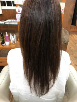 ✨ 人気♪ 扱いやすい似合わせカット+トリートメント✨ロング料金なし✨