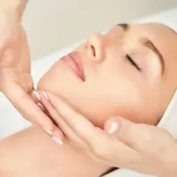 \体も顔もスッキリ✨/リピートNo. 1！アドバンスコース＋スペシャルケア♡リラックスしたい方むくみが気になる方に