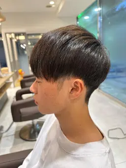 👑ボリュームダウン👑メンズカット+ストレートパーマ+トリートメント+スパ+眉毛カット+ヘアセット