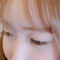 【オフ無料】マツエク(フラットラッシュ)つけ放題仕上がり