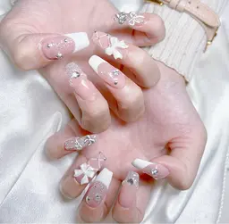 💅🌸（チップ長か出し10本）デザインネイル（オフなし）ご来店前に写真を送ってお願いいたします