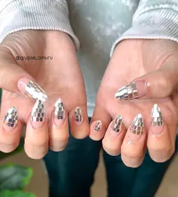 【4月限定キャンペーン♡】他店オフ長さ出し無料✨️デザインやり放題S Menu