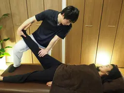 【美容整体】美姿勢整体+ヘッドスパ 60分【反り腰/巻肩/猫背/ストレートネック/骨盤矯正/肩こり/頭痛/腰痛】