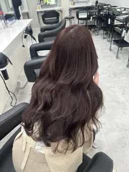 【🫧艶髪ロングにしたい方🫧】毛先や毛量などのメンテナンスカット➕髪質改善トリートメント➕炭酸スパマッサージ付き