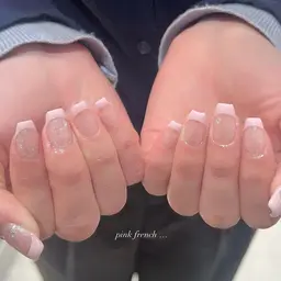 オフあり✨️フレンチネイル/パラジェル