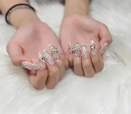 ハンドネイル(つけ放題)