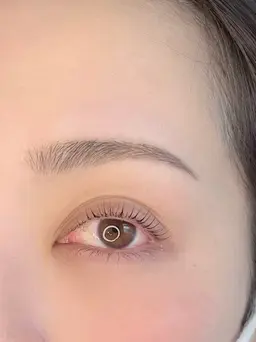 圧倒的持ちの良さ✨ダメージ軽減、高持続トリートメント付きまつ毛パーマかお