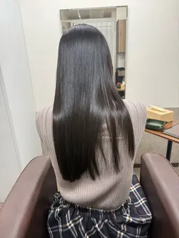 【髪の強化】カット＋活性ケラチン髪質改善トリートメント＋シャンプー＋ストレートアイロン仕上げ✨