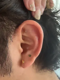 【🍒ミニモ限定🍒】耳ツボジュエリー💎《両耳６粒！》＋耳マッサージ付き♡【男女共に歓迎！！】