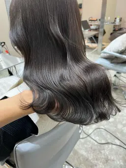 【カットなし】アディクシーカラー＋トリートメント✂︎