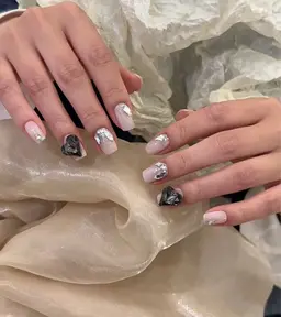 人気NO．1⭐️⭐️【Medium desigh】持ち込み◎90分アートやり放題コース¥10980→¥9980