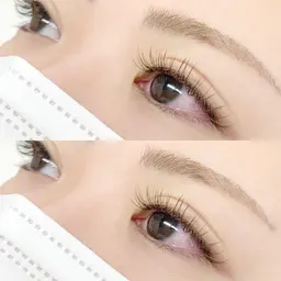 フラットラッシュ100本／自然だけどつけている感あり