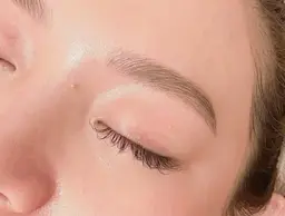 【美眉スタイリング】カジュアルアイブロウ&カット⭐️